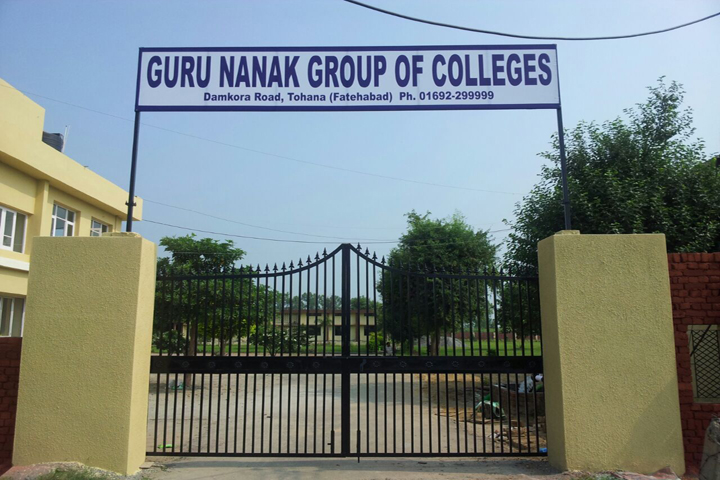 https://cache.careers360.mobi/media/colleges/social-media/media-gallery/9810/2019/1/18/College Building of Guru Nanak College of Business Administration Fatehabad_Campus-View.jpg